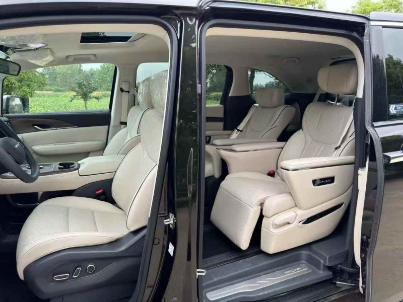 苏州25年合创汽车V094