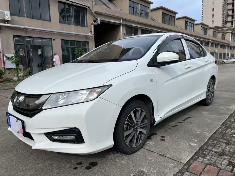 江门19年本田锋范2