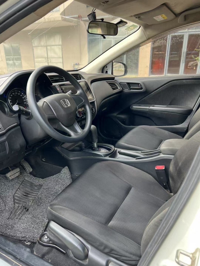 江门19年本田锋范4