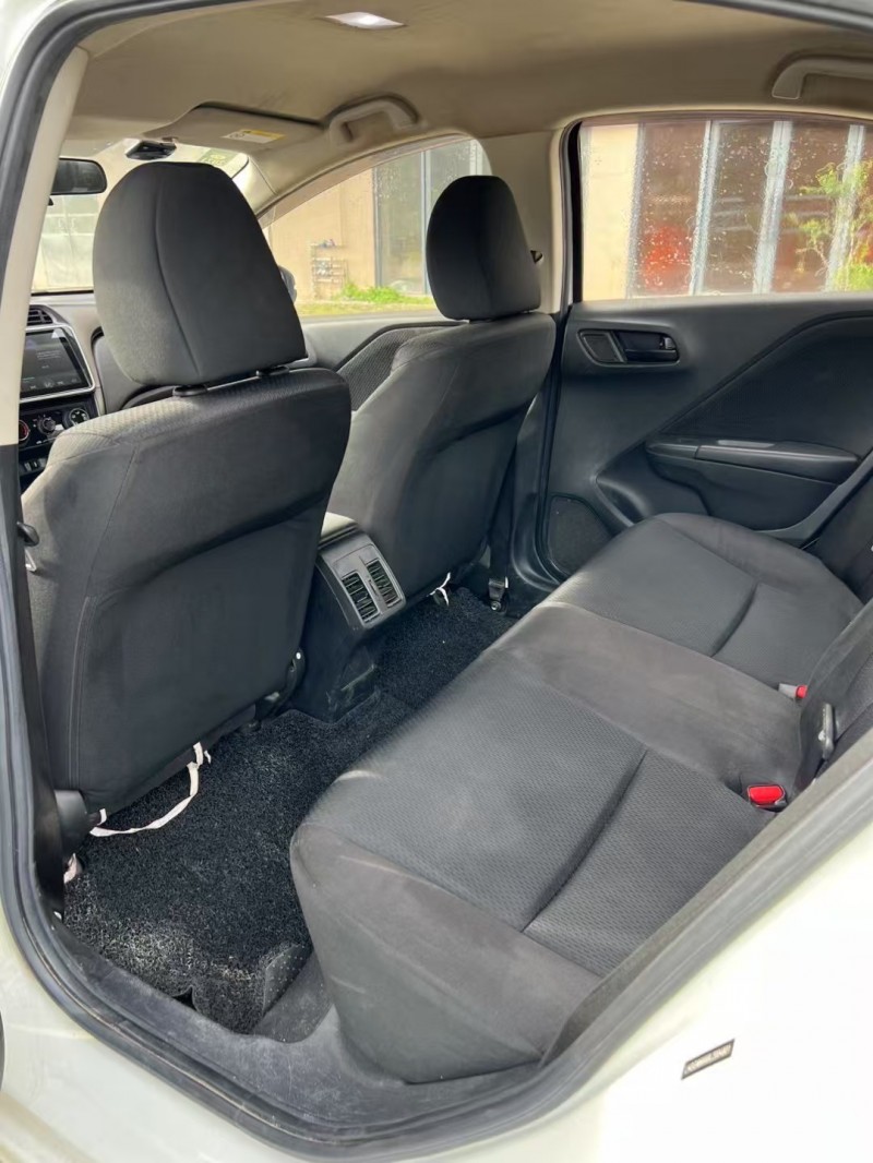 江门19年本田锋范5