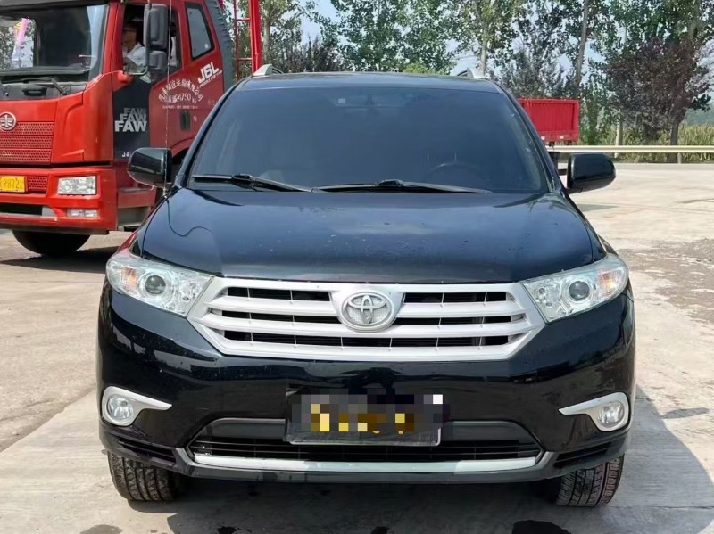 菏泽13年丰田汉兰达1