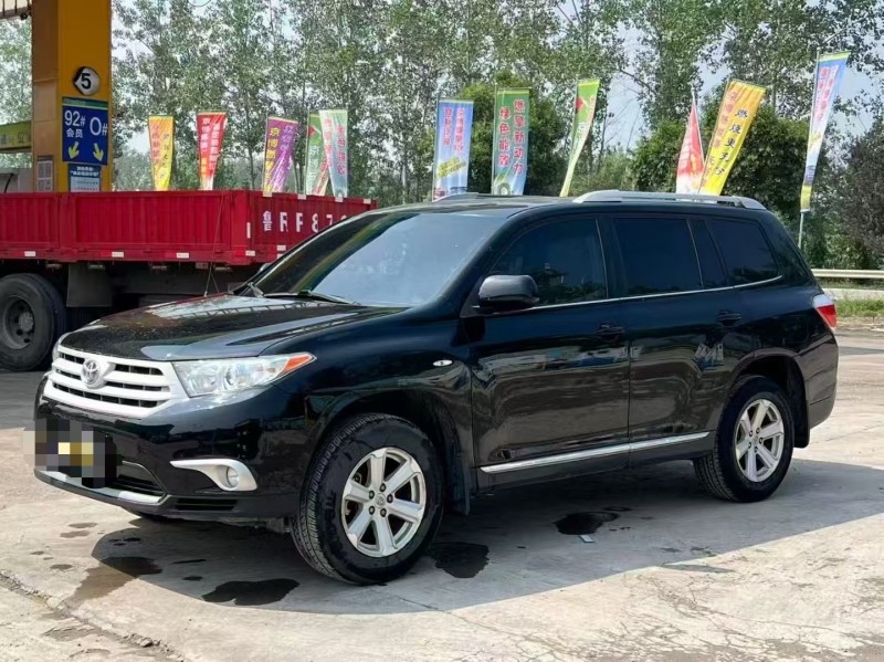 菏泽13年丰田汉兰达3