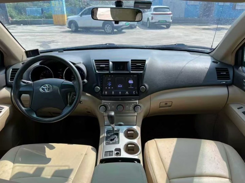 菏泽13年丰田汉兰达4