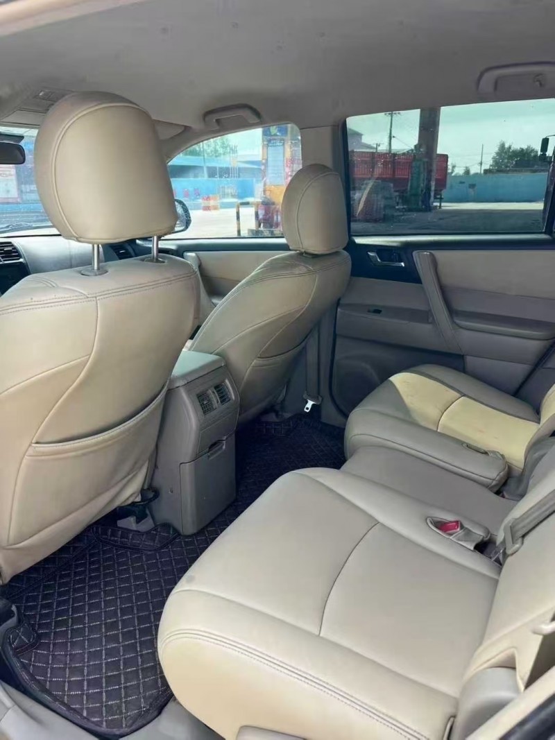 菏泽13年丰田汉兰达5