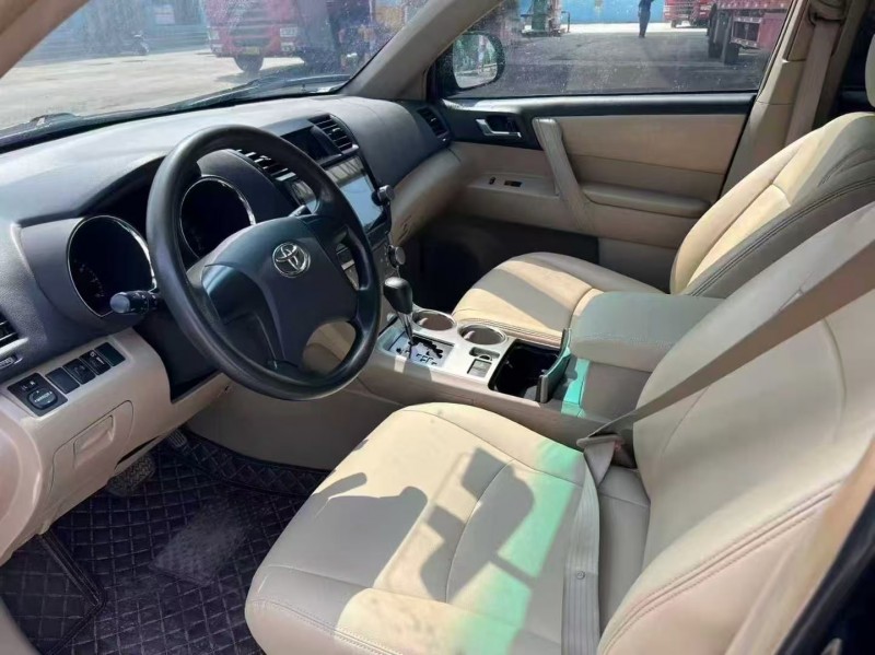 菏泽13年丰田汉兰达6