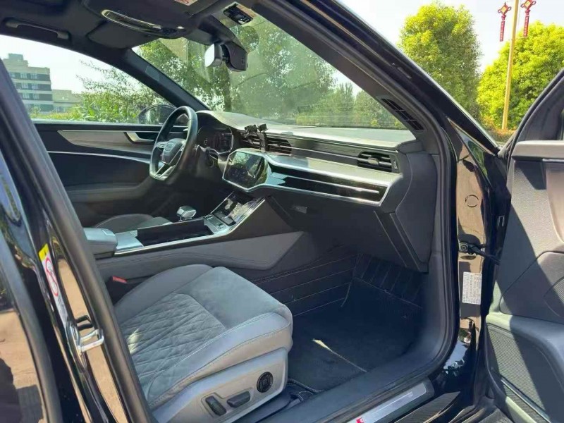 苏州22年奥迪A6L4