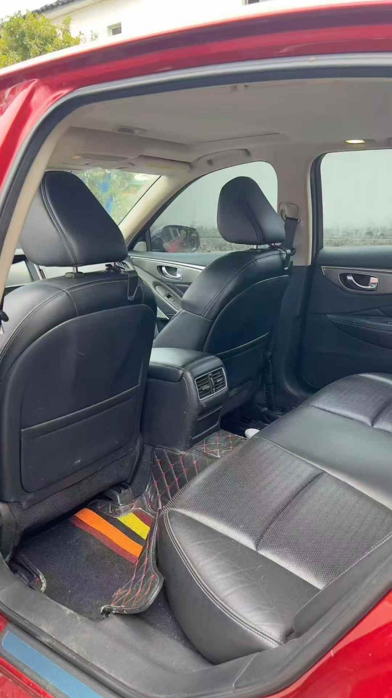 苏州18年英菲尼迪Q506