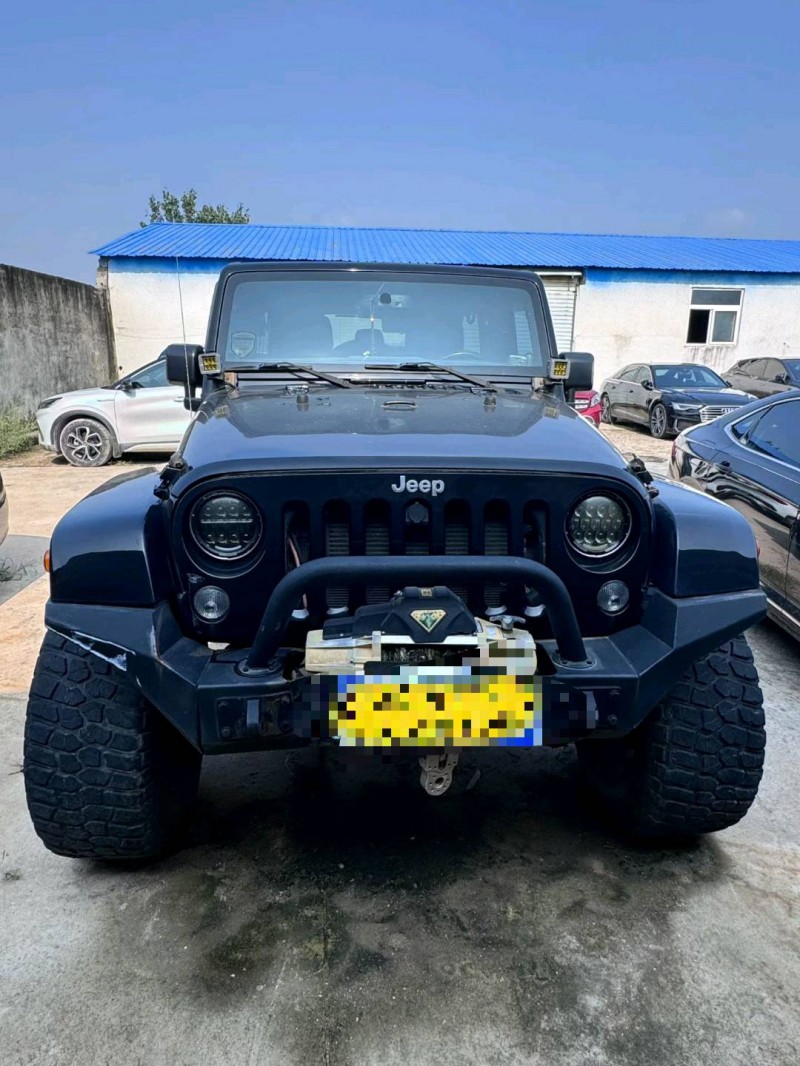 徐州15年Jeep牧马人1