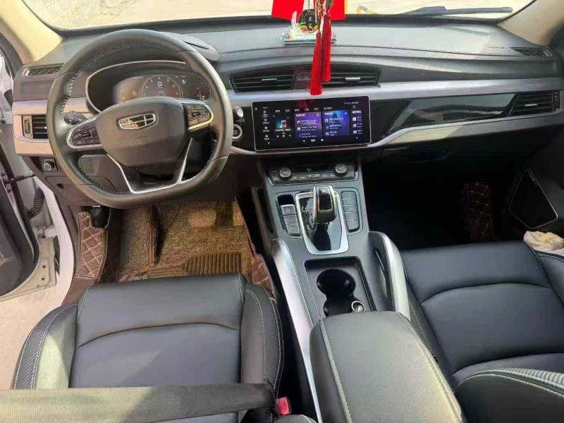 平顶山21年吉利博越6