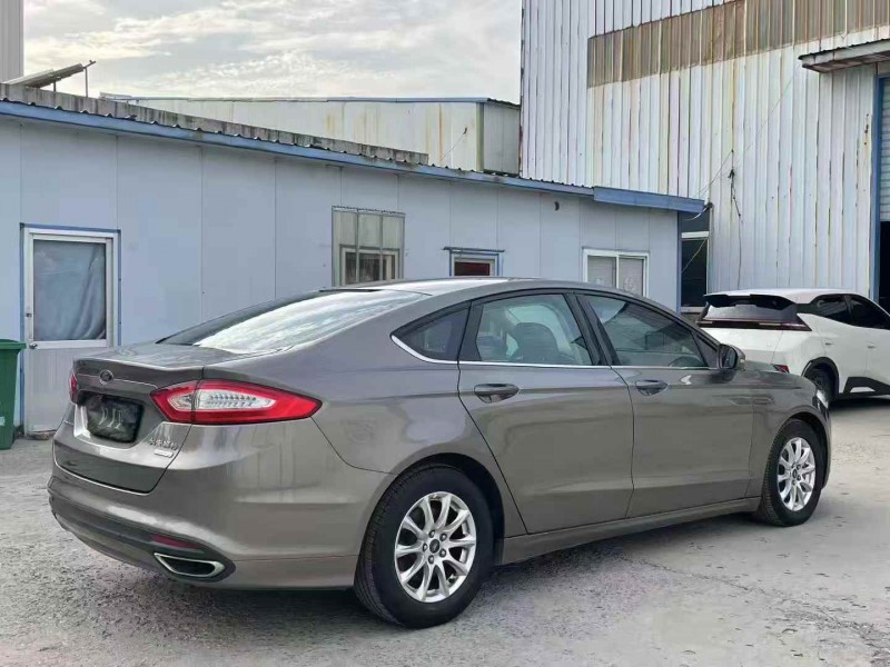 苏州14年福特蒙迪欧8