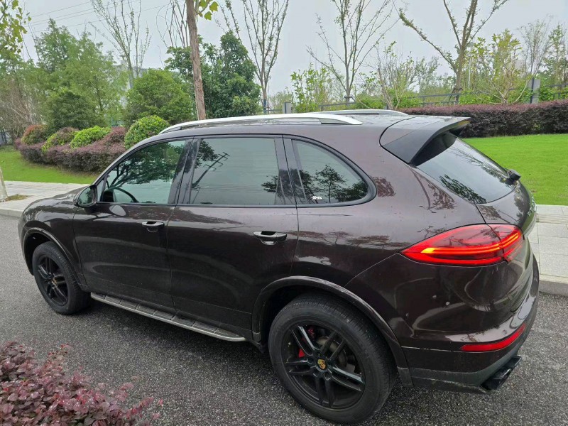 徐州18年保时捷卡宴8