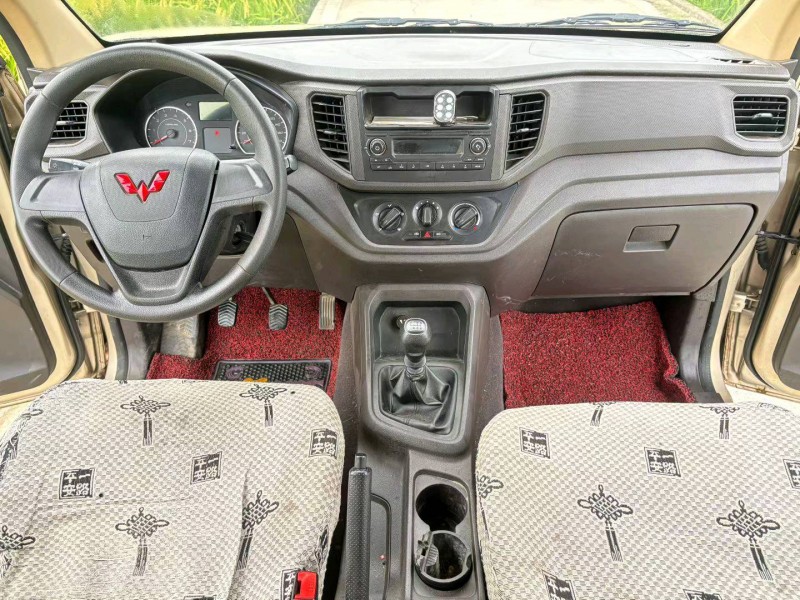 台州22年五菱汽车宏光5