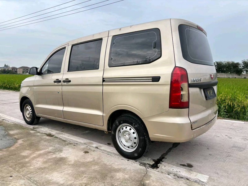 台州22年五菱汽车宏光9