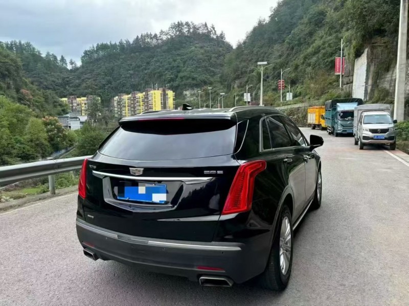 重庆19年凯迪拉克XT58