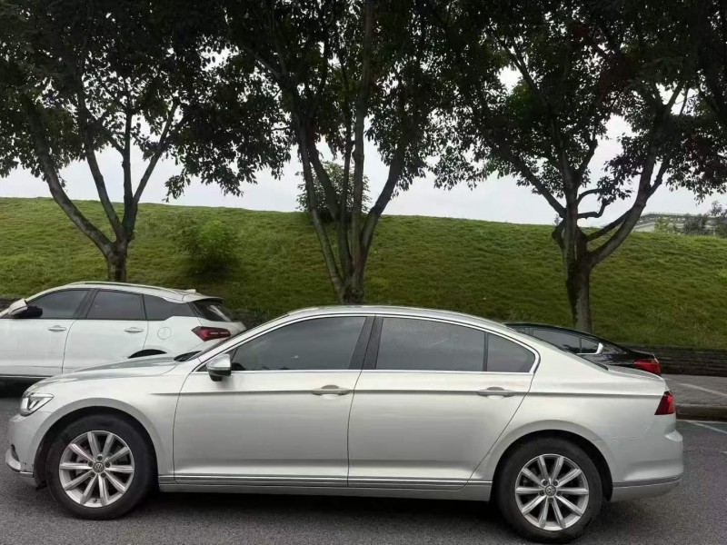 重庆20年大众迈腾3