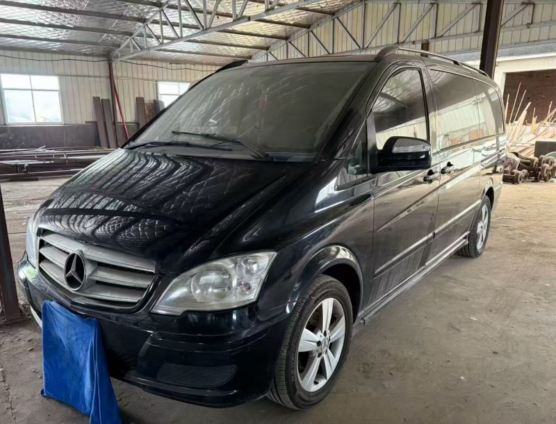 烟台16年奔驰唯雅诺2