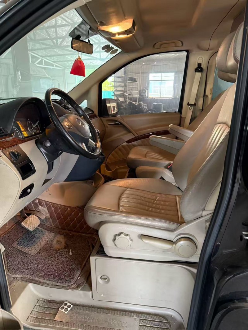 烟台16年奔驰唯雅诺5