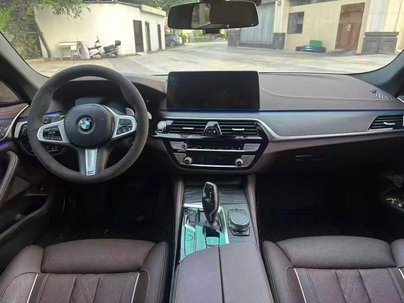 佛山21年宝马5系4