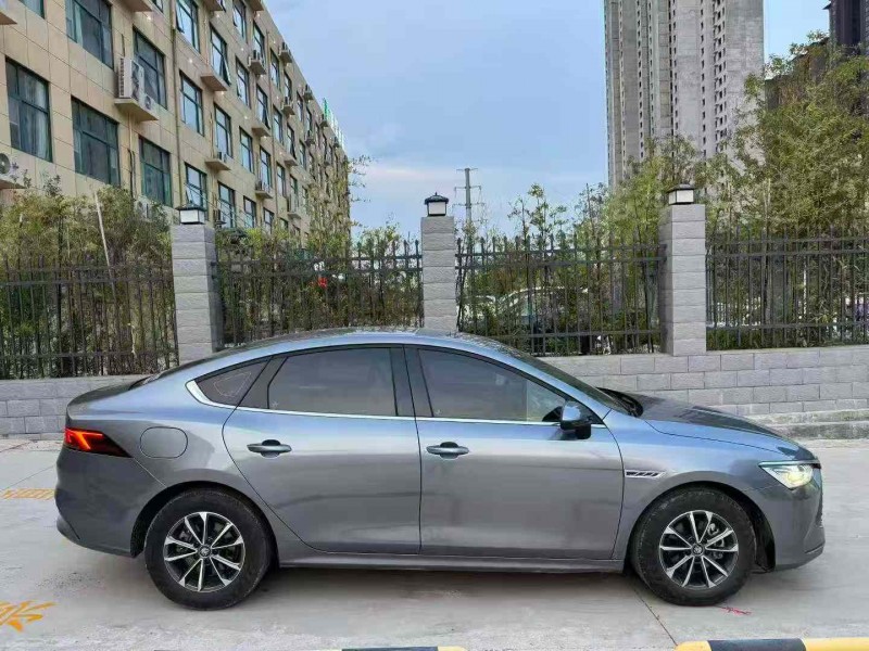 平顶山24年比亚迪秦2