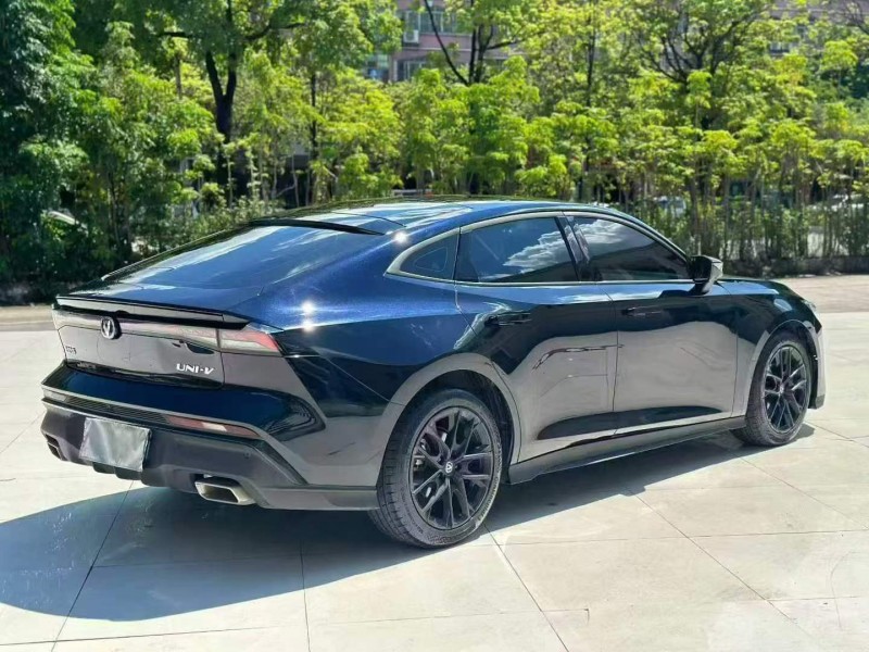 深圳25年长安汽车UNI8