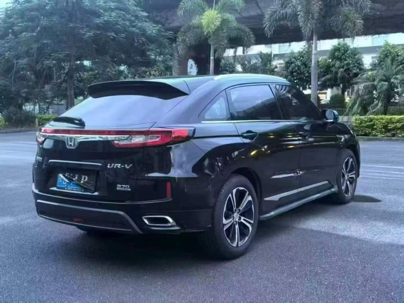 三明17年本田URV7