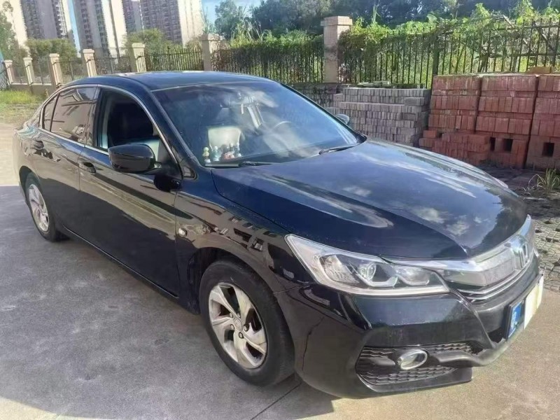 深圳16年本田型格2