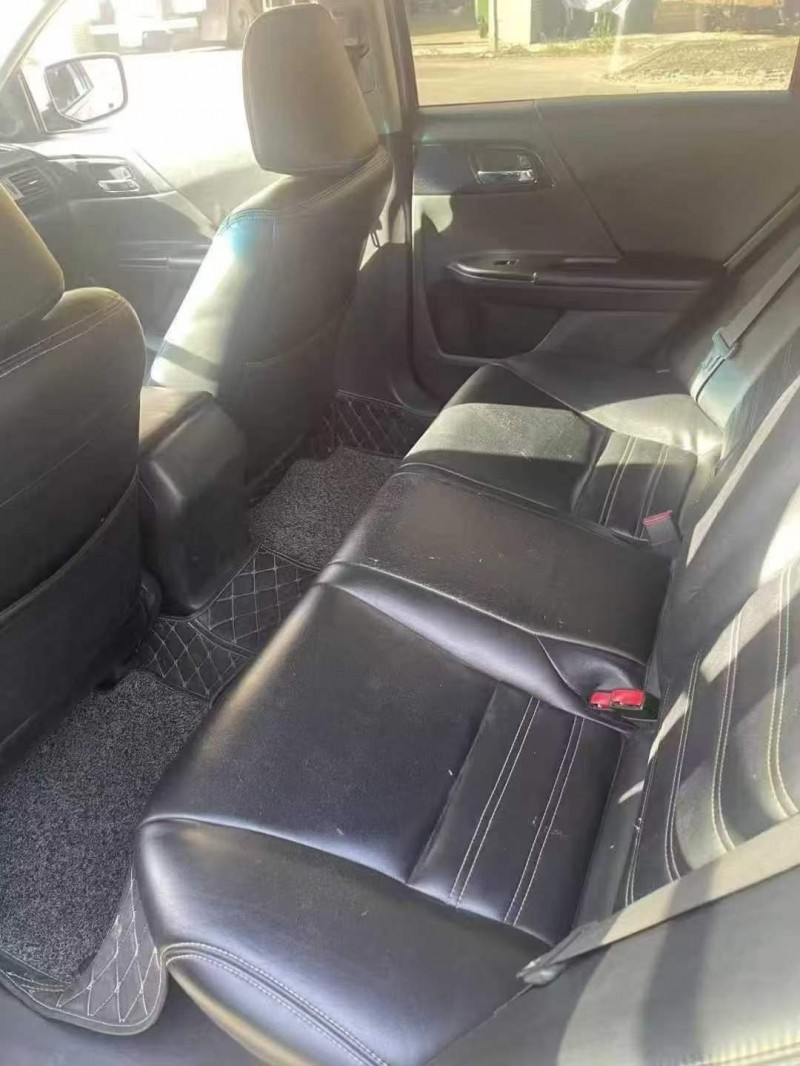 深圳16年本田型格6