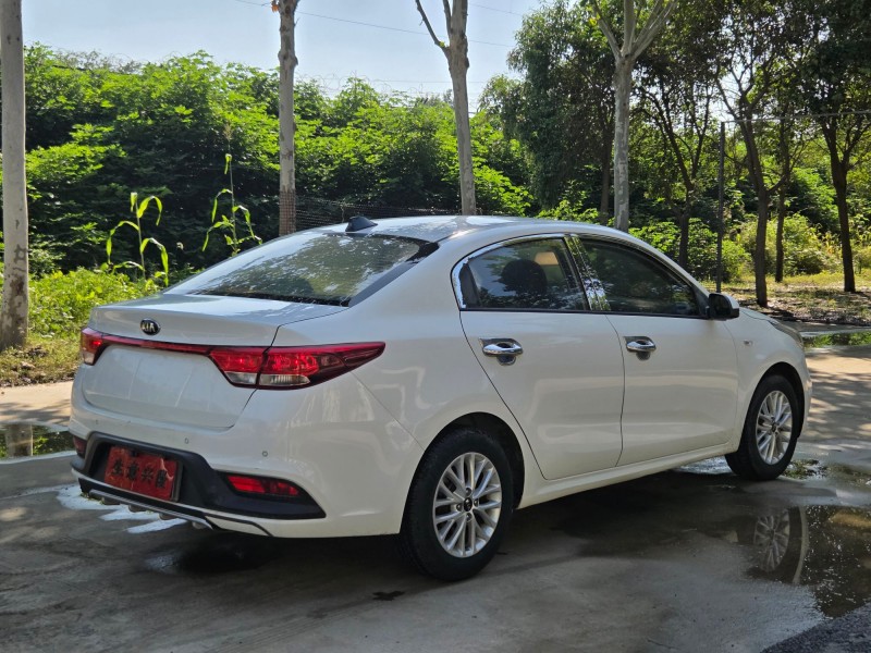 郑州17年起亚K24