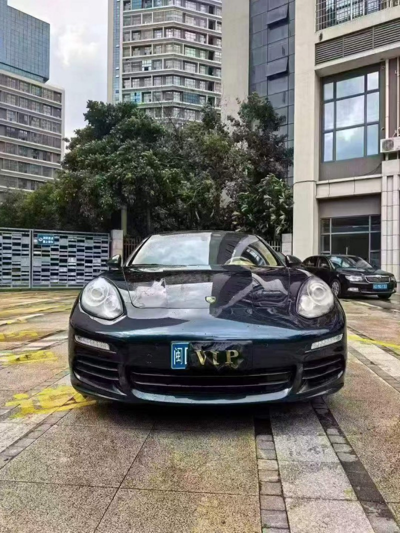 福州14年保时捷帕拉梅拉1