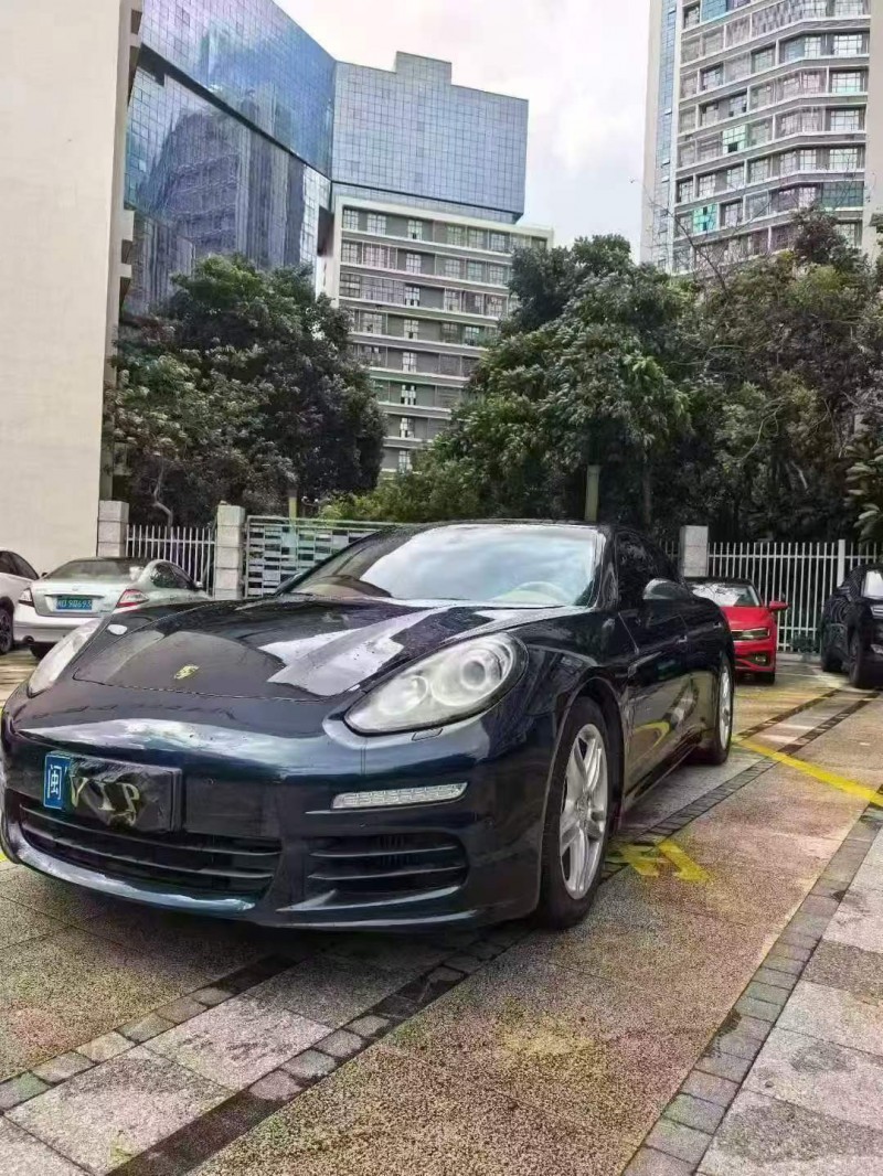 福州14年保时捷帕拉梅拉3