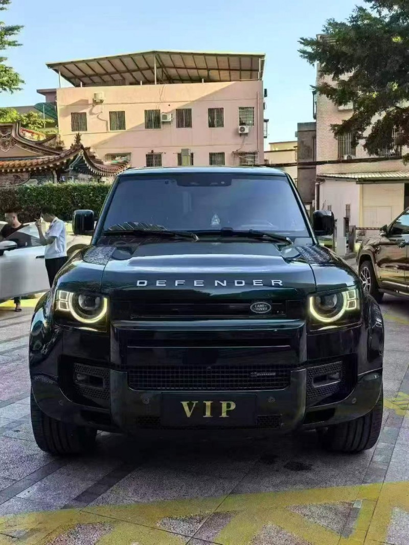 三明23年路虎卫士1