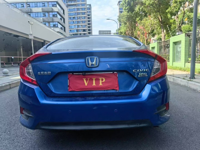 成都18年本田思域9