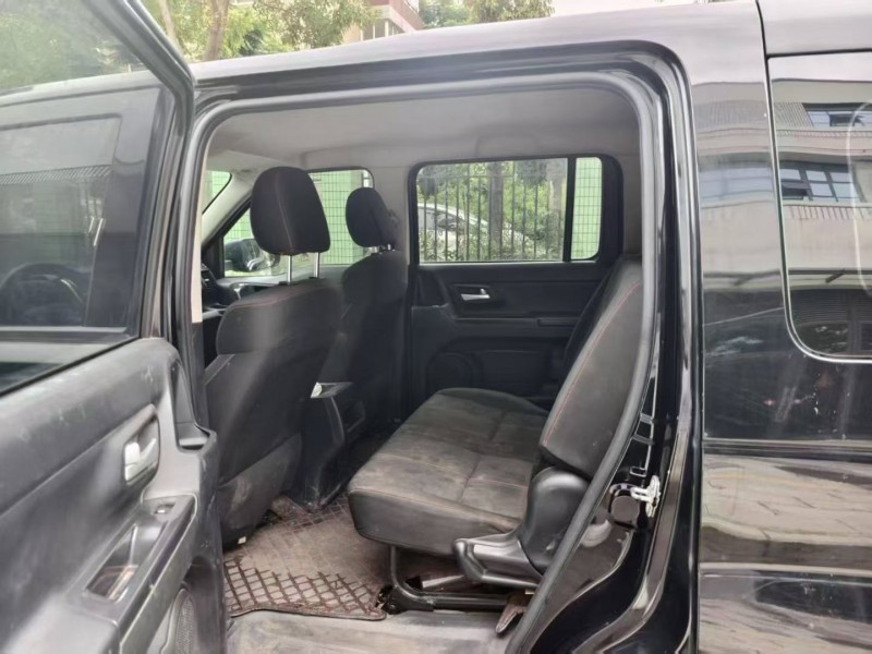 成都20年长安汽车X70A3