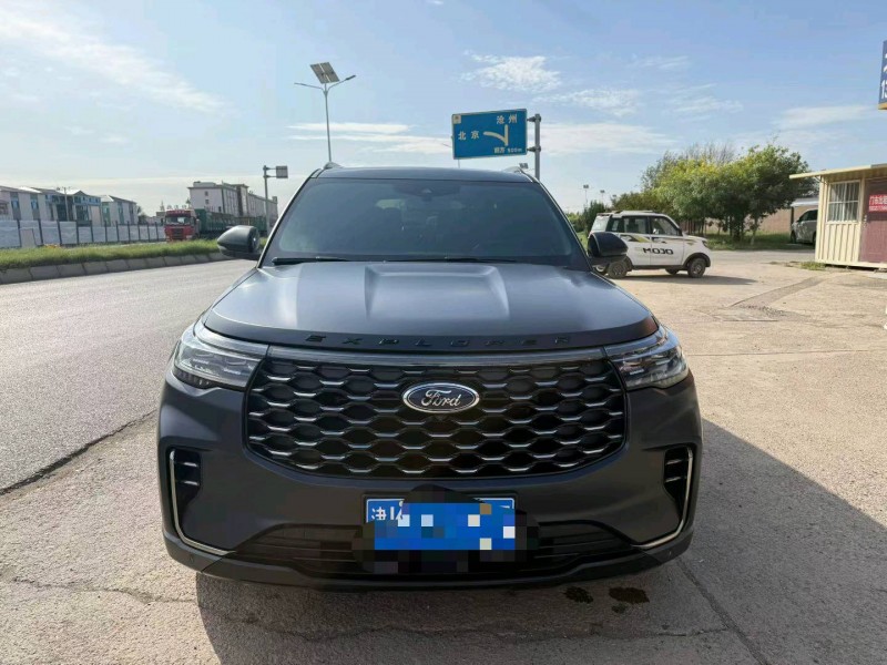 徐州23年福特探险者1