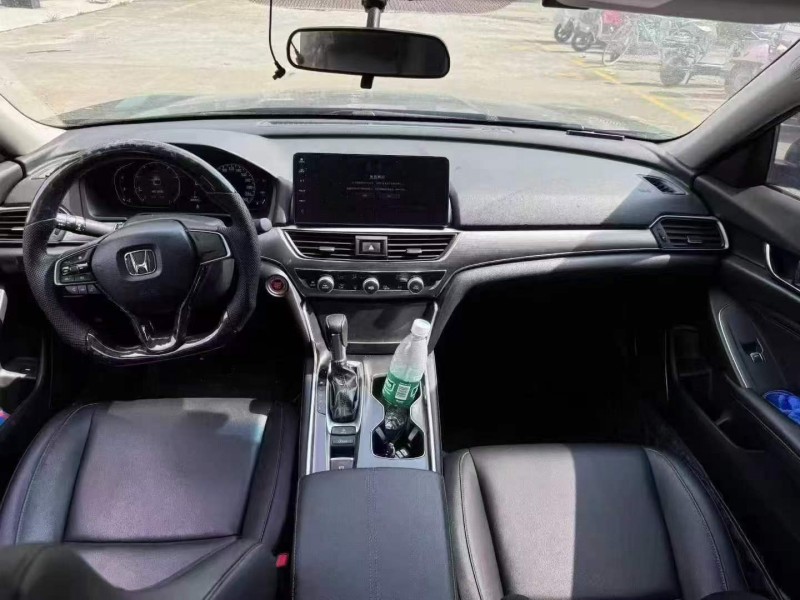 江门22年本田雅阁5