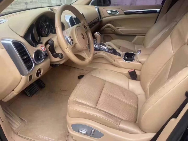 江门14年保时捷卡宴5