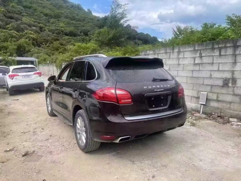 江门14年保时捷卡宴7