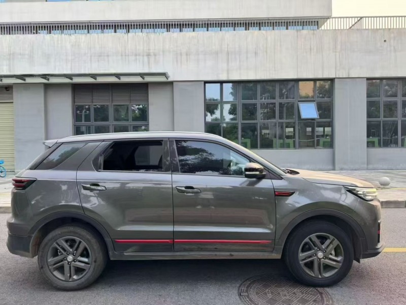 成都22年长安汽车CS557