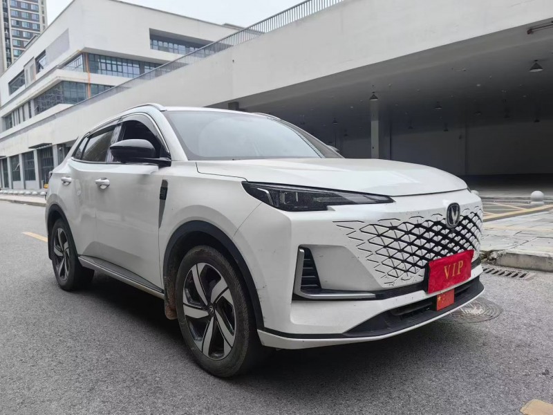 成都24年长安汽车CS553