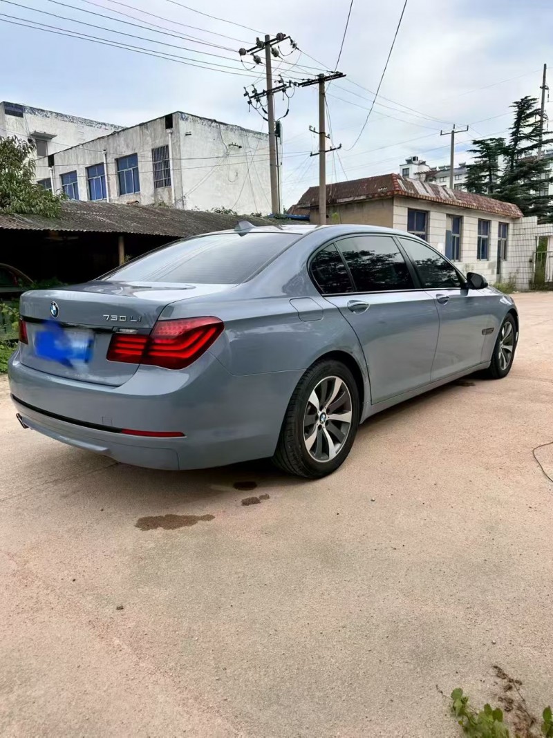 日照14年宝马7系8