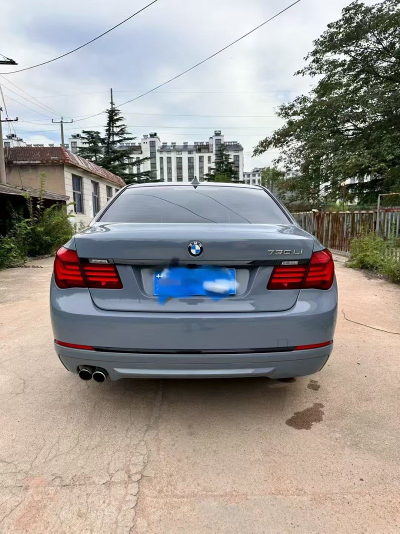 日照14年宝马7系9