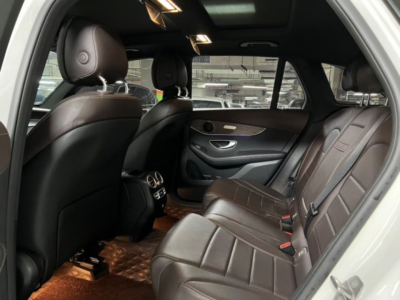 成都22年奔驰GLC7