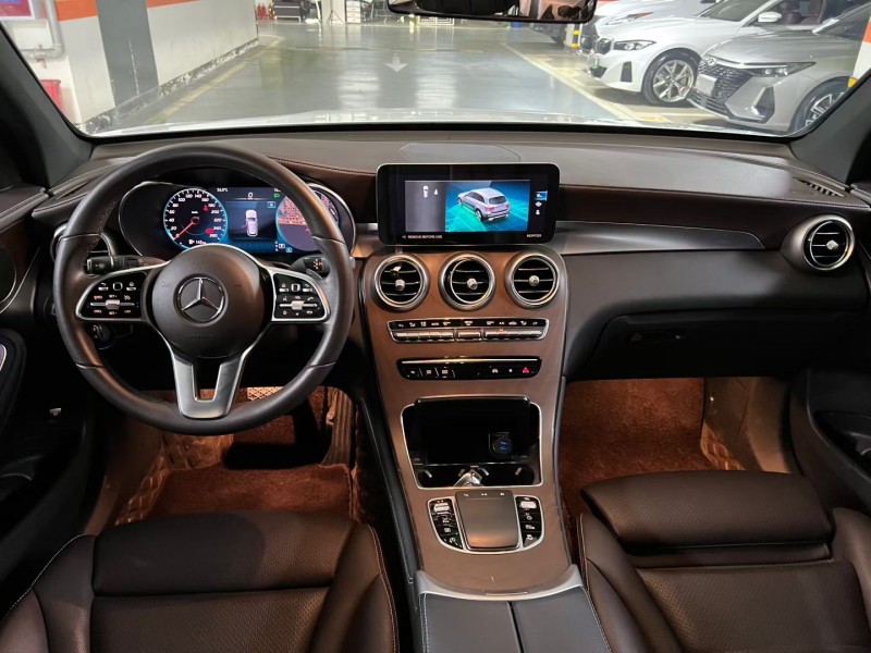 成都22年奔驰GLC8