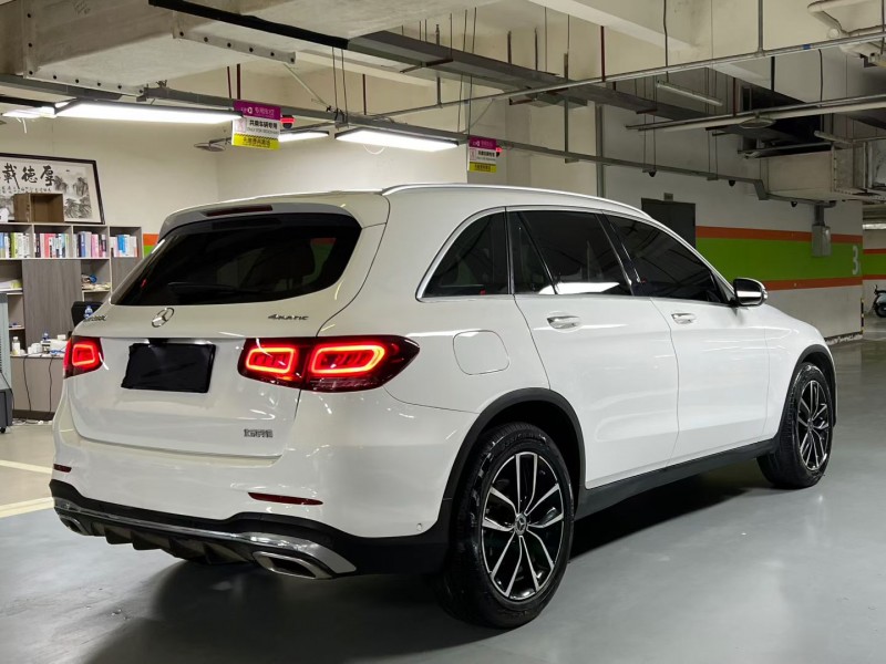 成都22年奔驰GLC10