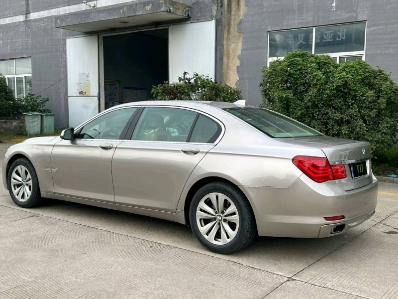 徐州11年宝马7系8