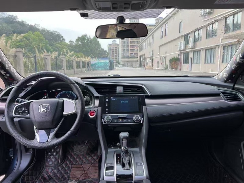 江门21年本田思域6