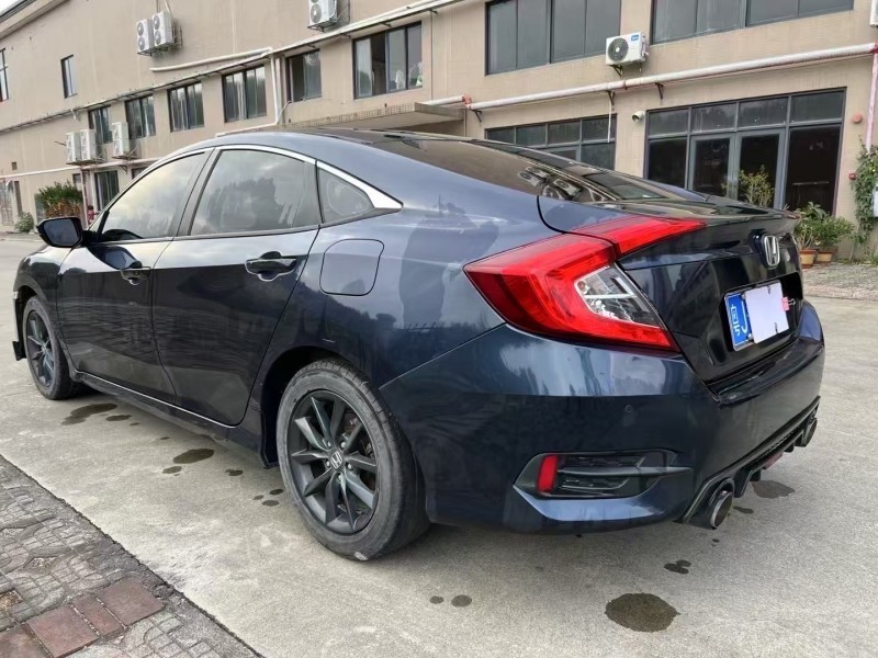 江门21年本田思域7