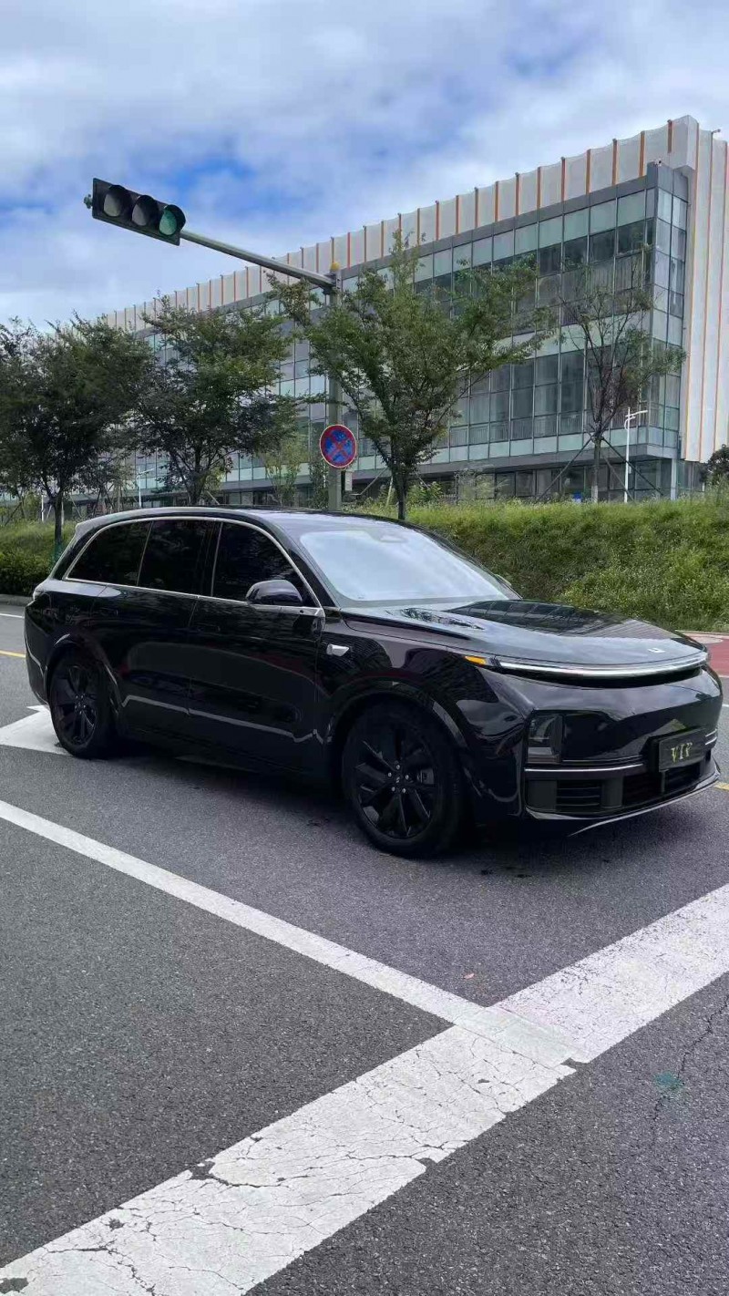 济宁24年理想L82