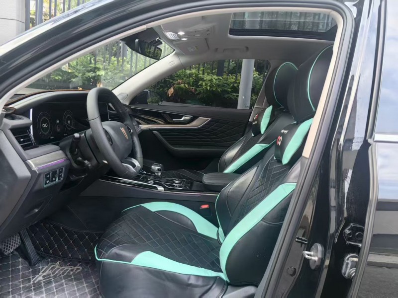 成都22年红旗HS56