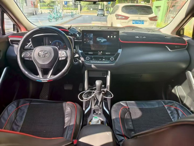 成都24年丰田锋兰达5